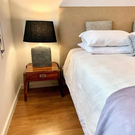 Ribeira Apartment *